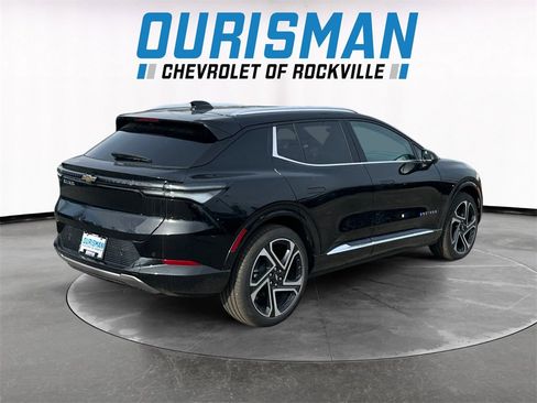 New 2026 Chevrolet Equinox EV LT image 6