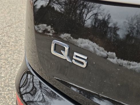 Certified 2023 Audi Q5 2.0T Premium Plus w/ Premium Plus Package image 12