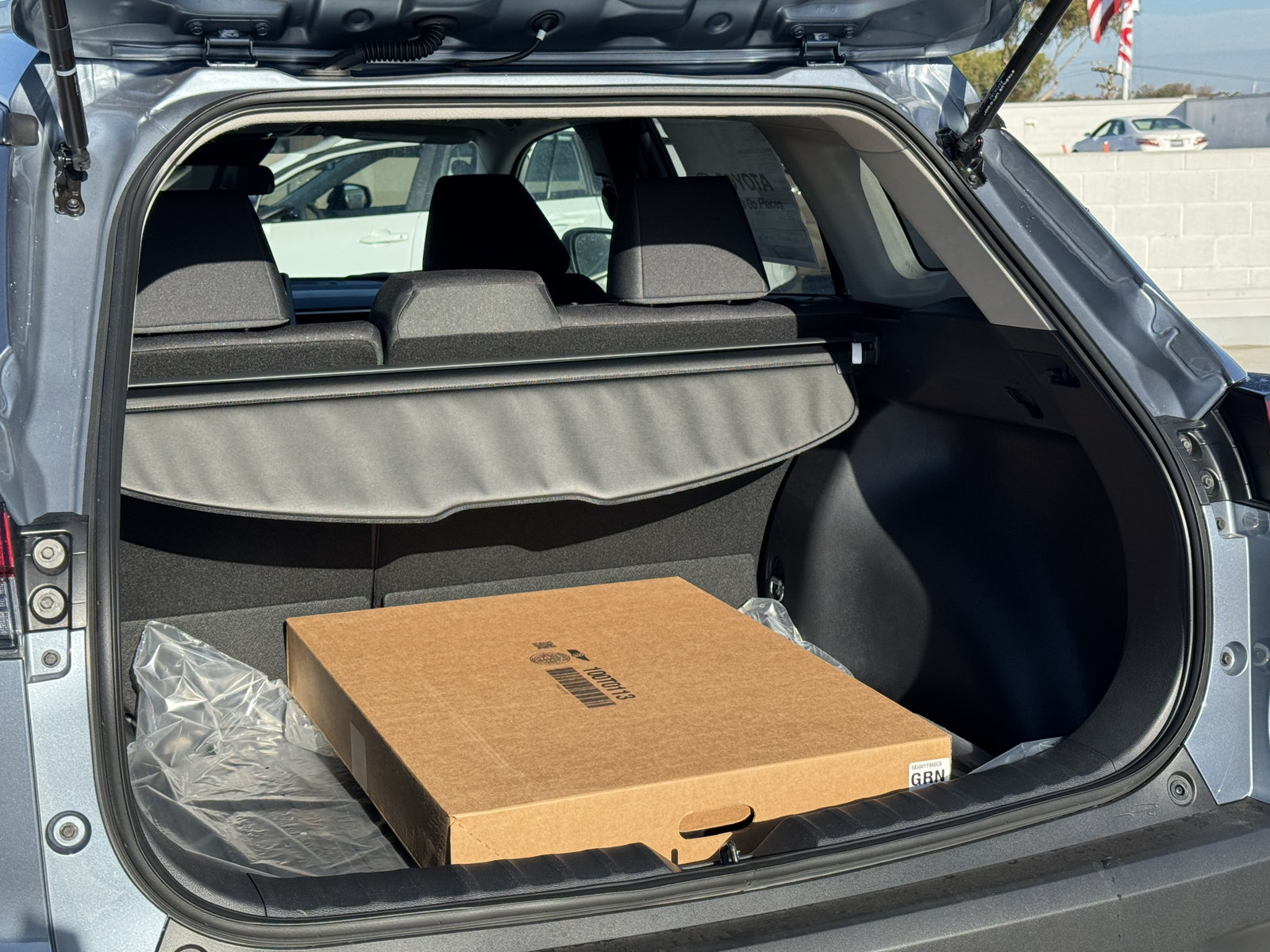 New 2026 Toyota Corolla Cross LE w/ Moonroof Package FWD image 9