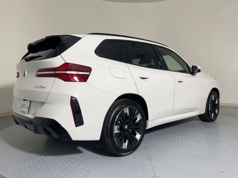 Used 2026 BMW X3 xDrive30 w/ Premium Package image 8