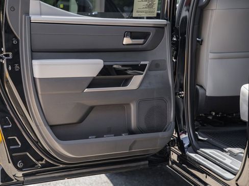 New 2026 Toyota Tundra Limited AWD/4WD image 39