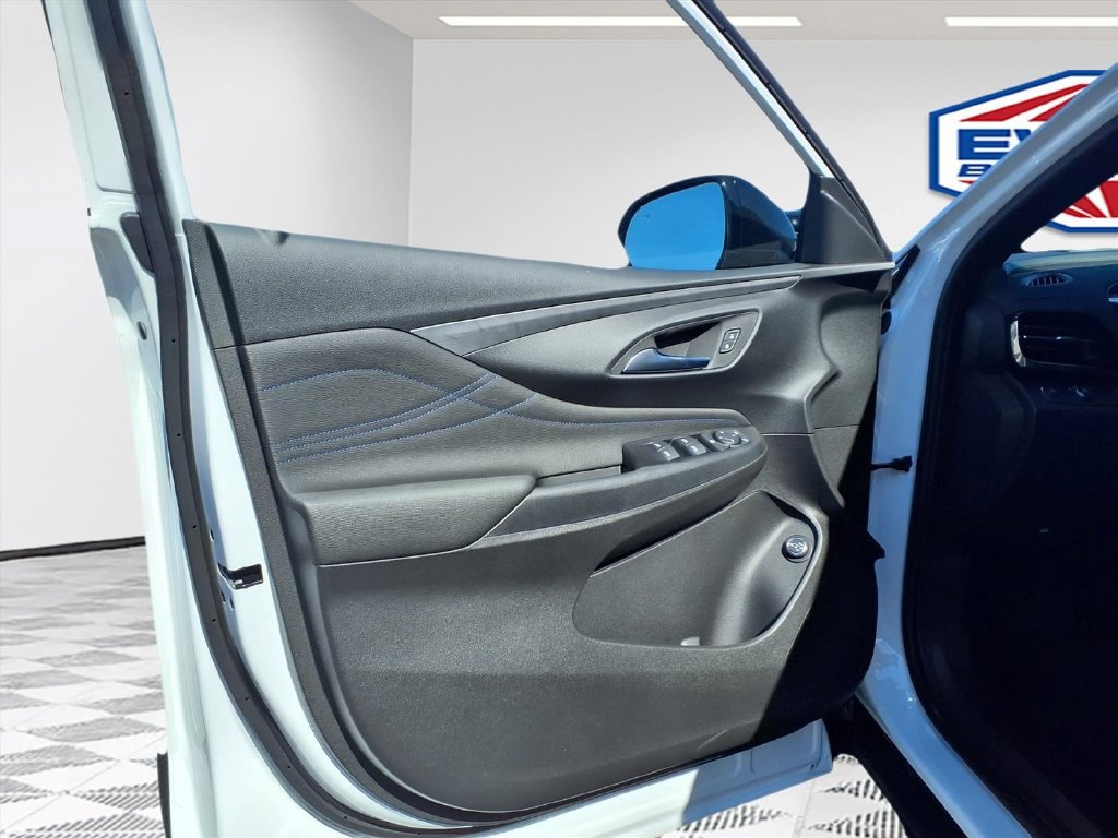 New 2026 Buick Envista Sport Touring w/ Convenience I Package FWD image 10