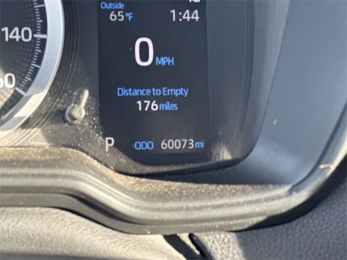 Used 2022 Toyota Corolla LE image 13