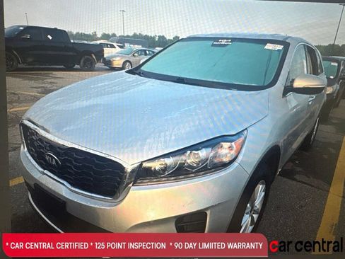 Used 2020 Kia Sorento LX AWD/4WD image 1