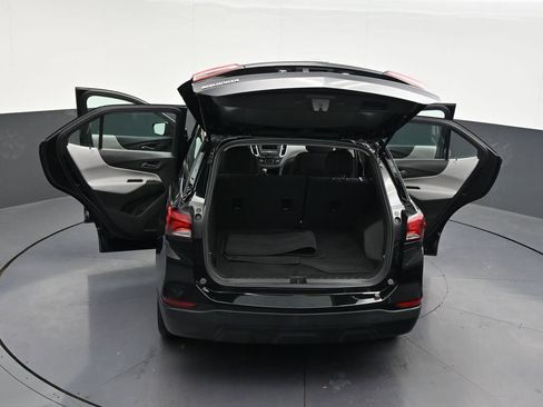Used 2024 Chevrolet Equinox LS FWD image 39