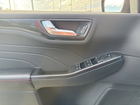 New 2026 Ford Escape ST-Line w/ Tech Pack #1 image 11