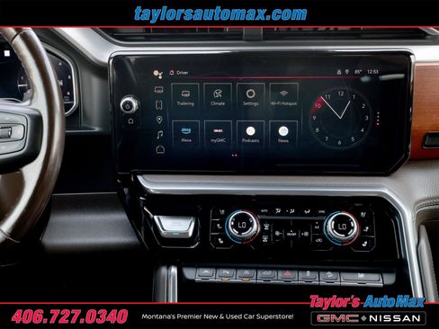 Used 2022 GMC Sierra 1500 Denali w/ Technology Package AWD/4WD image 10