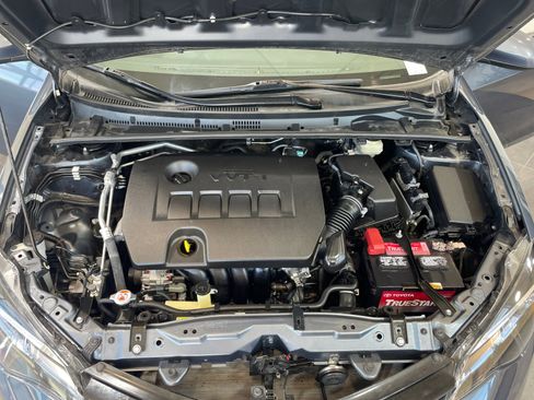 Used 2017 Toyota Corolla LE image 21