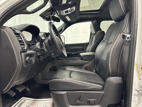 Used 2024 RAM 2500 Limited image 15