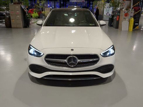 Used 2022 Mercedes-Benz C 300 4MATIC Sedan image 3