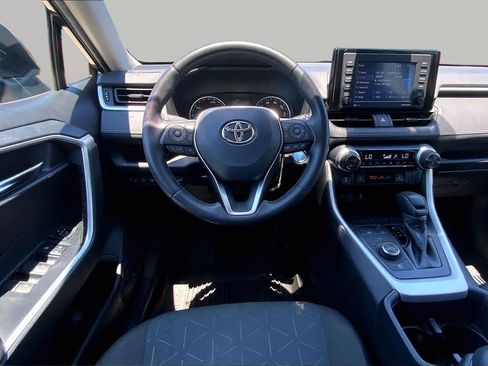 Used 2022 Toyota RAV4 XLE w/ Convenience Package AWD/4WD image 6