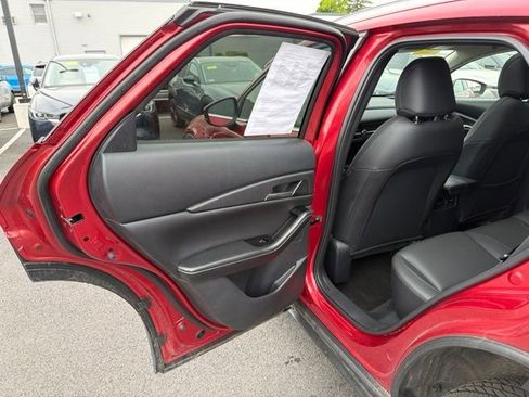 Used 2025 MAZDA CX-30 AWD 2.5 S w/ Preferred Package image 9