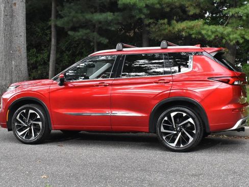 Used 2022 Mitsubishi Outlander SEL image 6