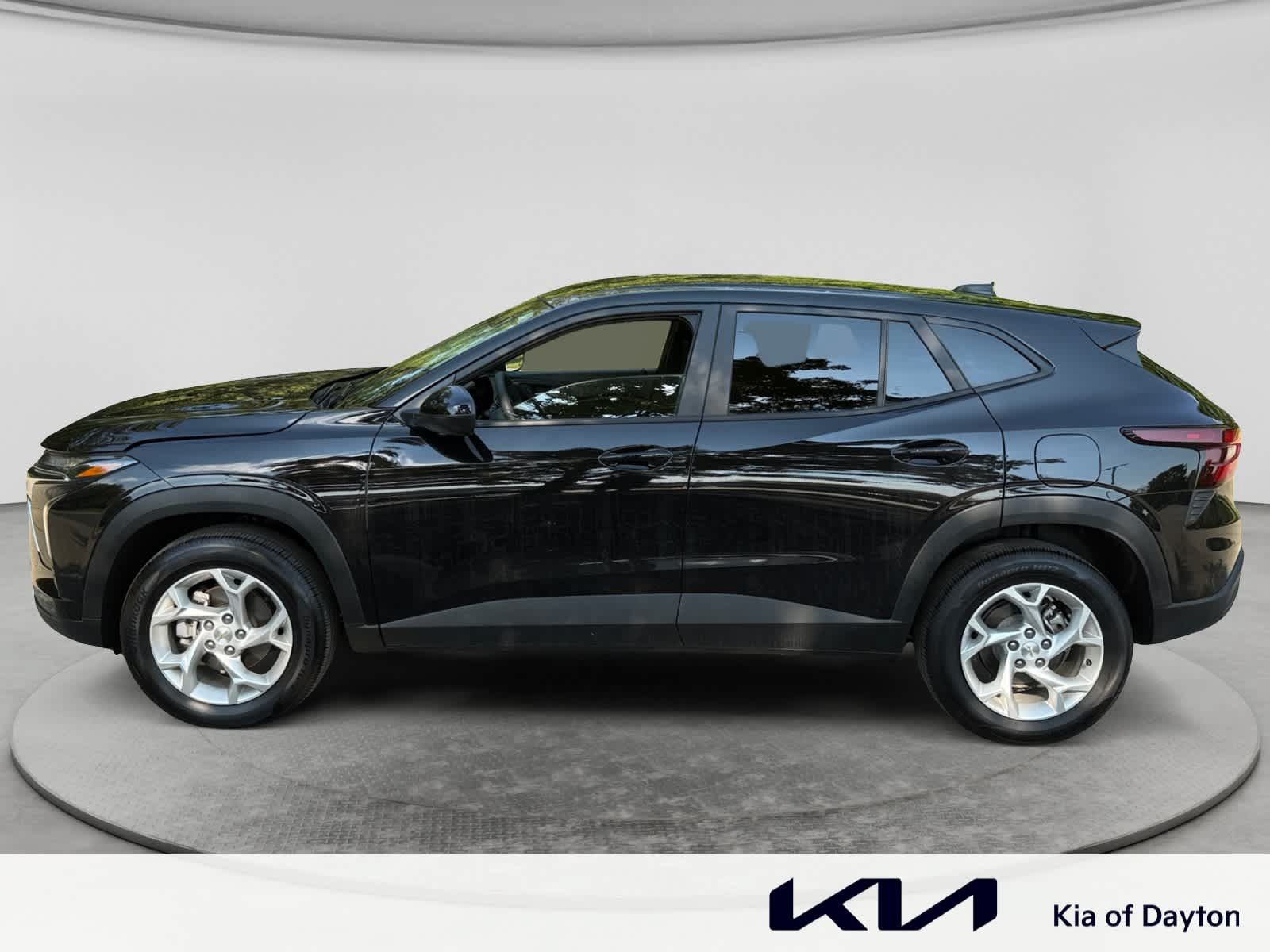 Used 2026 Chevrolet Trax LS w/ LS Convenience Package FWD image 8