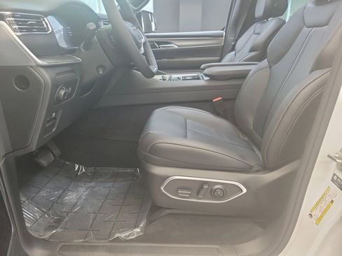 New 2026 Jeep Grand Wagoneer Limited image 22