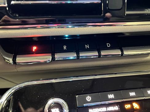 Used 2021 Lincoln Navigator 4WD image 22