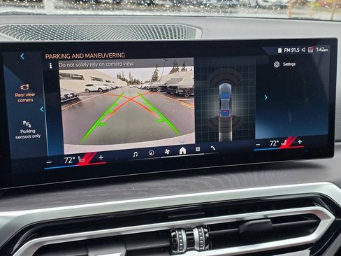 Used 2024 BMW i4 eDrive35 w/ Premium Package image 35