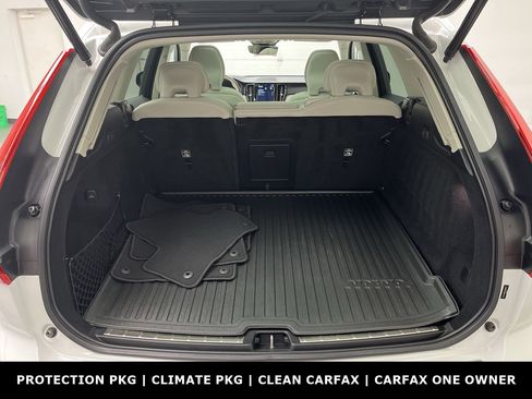 Used 2023 Volvo XC60 B5 Ultimate image 28