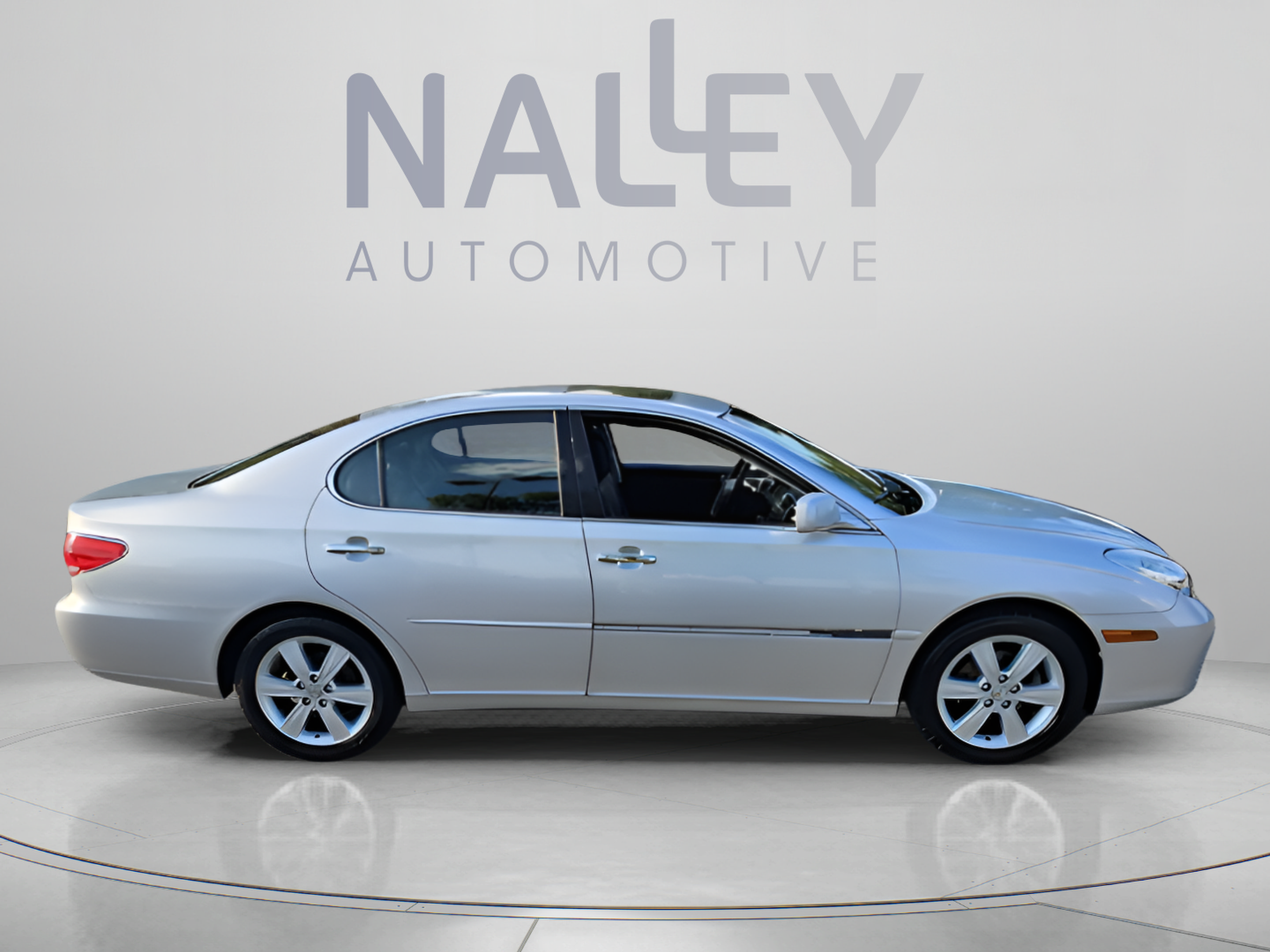 Used 2005 Lexus ES 330 w/ Preferred Accessory Pkg FWD image 5