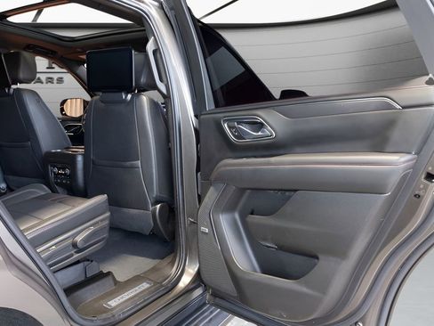 Used 2021 Chevrolet Tahoe RST w/ Luxury Package AWD/4WD image 67