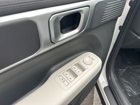 New 2026 Hyundai Santa Fe SE FWD image 16
