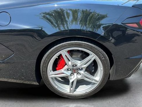 Used 2024 Chevrolet Corvette Stingray Preferred Cpe w/ Battery Protection Package RWD image 33