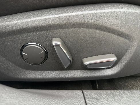 Used 2016 Ford Fusion Titanium FWD image 24