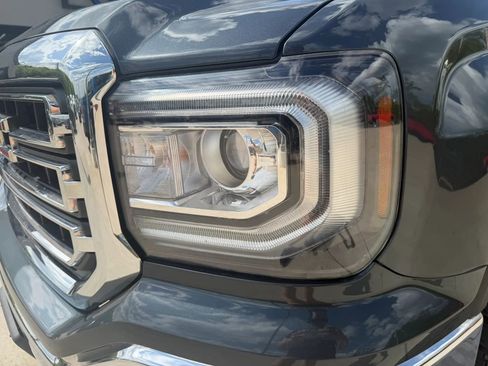 Used 2018 GMC Sierra 1500 SLE w/ SLE Value Package AWD/4WD image 67
