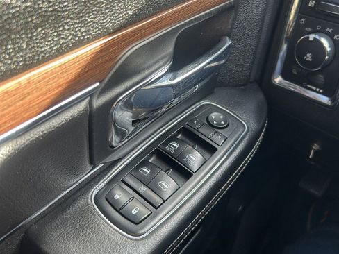 Used 2013 RAM 2500 Laramie w/ Convenience Group image 20
