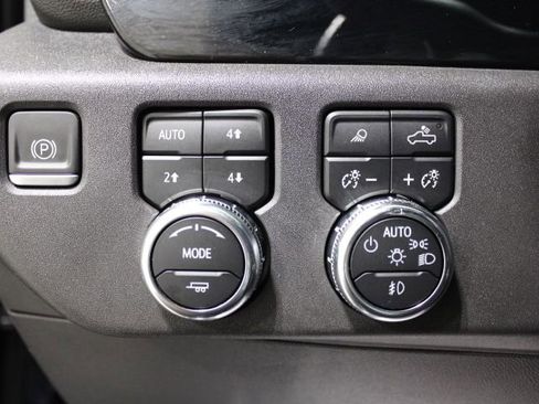Used 2023 GMC Sierra 1500 SLT w/ SLT Premium Package image 42