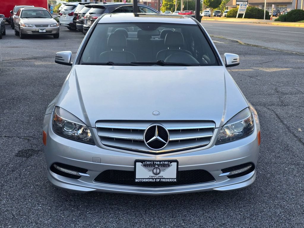 Used 2011 Mercedes-Benz C 300 4MATIC Sedan image 2