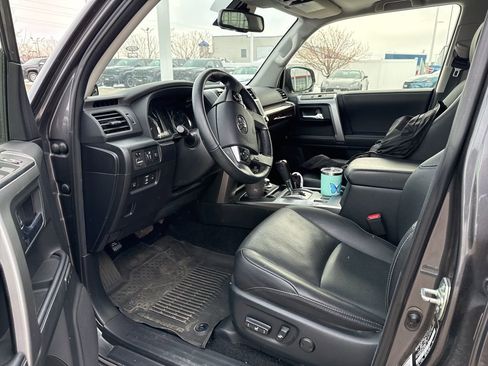 Used 2023 Toyota 4Runner Limited image 12