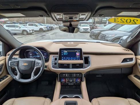 Used 2023 Chevrolet Tahoe Premier AWD/4WD image 17