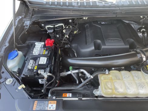 Used 2019 Ford Expedition Platinum RWD image 9