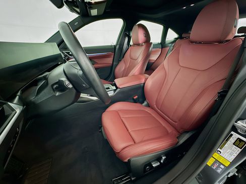 Used 2023 BMW i4 eDrive35 w/ Premium Package image 13