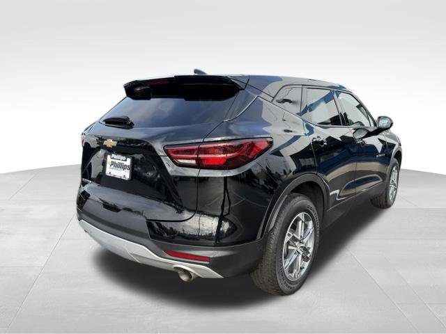 Used 2023 Chevrolet Blazer LT w/ Driver Confidence Package FWD image 13