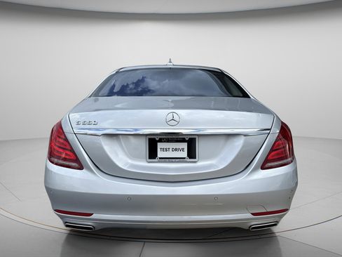 Used 2015 Mercedes-Benz S 550 Sedan image 5