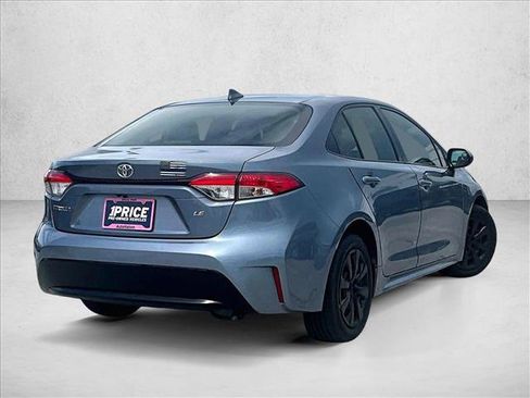 Used 2020 Toyota Corolla LE FWD image 2