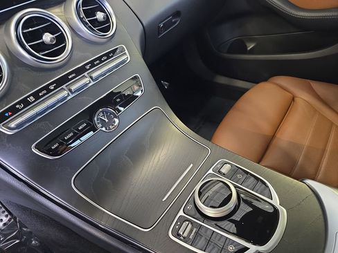 Used 2019 Mercedes-Benz C 300 Sedan image 28