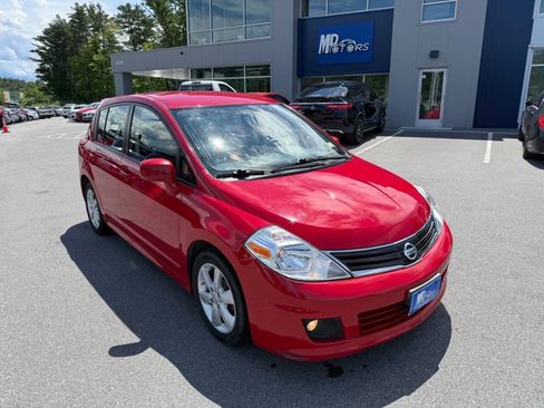 Used 2012 Nissan Versa Hatchback w/ SL Navigation Pkg FWD image 4