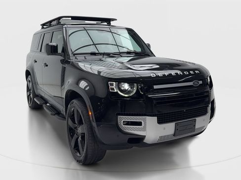 Used 2024 Land Rover Defender 130 S AWD/4WD image 2