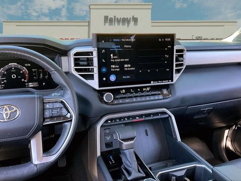 Used 2024 Toyota Tundra Limited AWD/4WD image 6