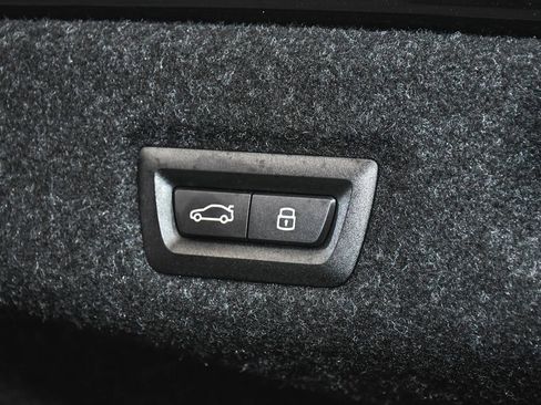Used 2025 BMW M5 w/ Executive Package AWD/4WD image 77