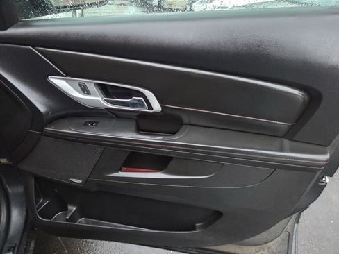 Used 2013 GMC Terrain SLT image 14