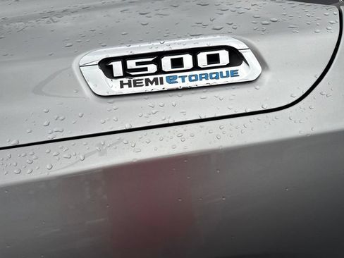 Used 2022 RAM 1500 Big Horn AWD/4WD image 14
