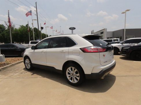 Used 2020 Ford Edge Titanium FWD image 15