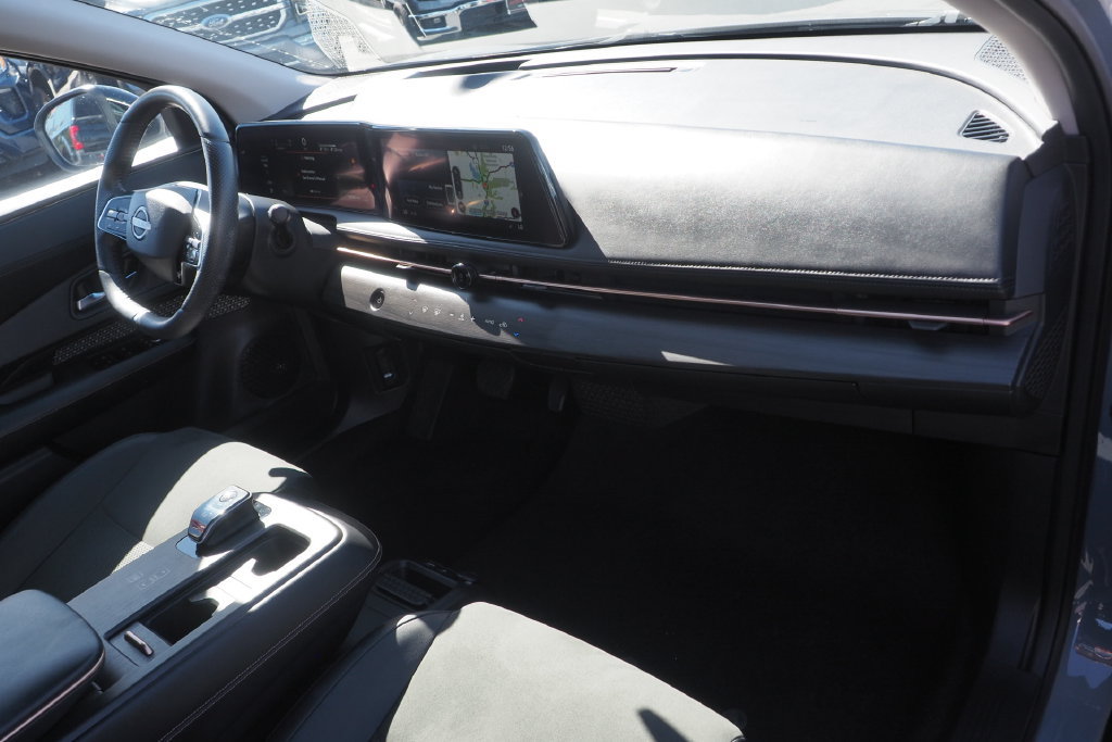 Used 2024 Nissan Ariya FWD image 19