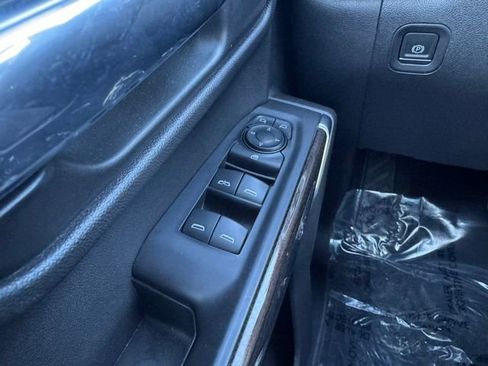 Used 2019 Chevrolet Silverado 1500 LT w/ All-Star Edition AWD/4WD image 30