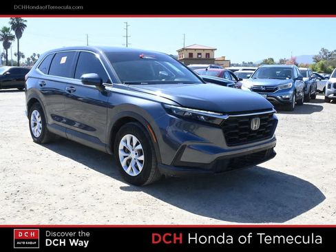 Used 2023 Honda CR-V LX image 3