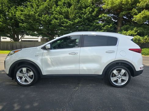 Used 2017 Kia Sportage EX AWD/4WD image 3